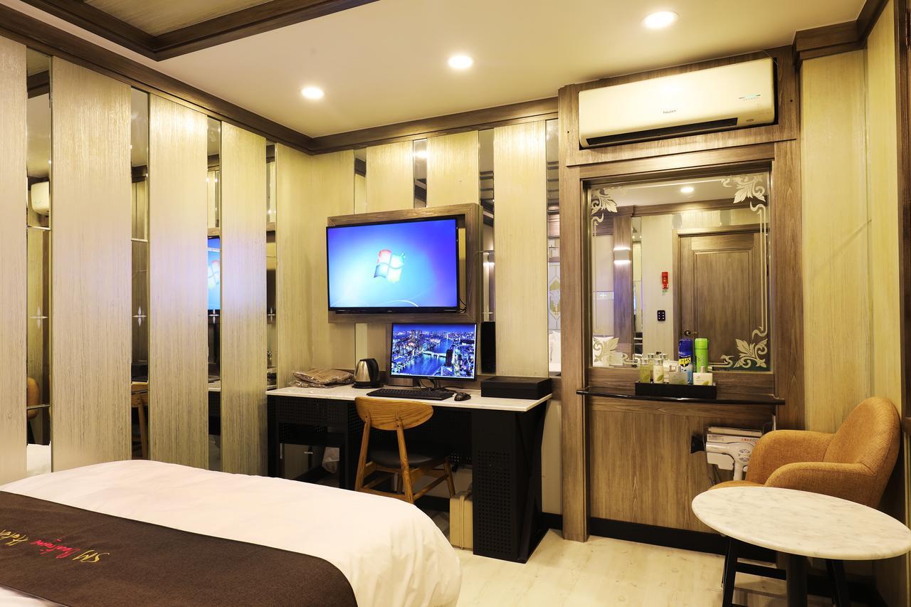 Sm Boutique Seoul